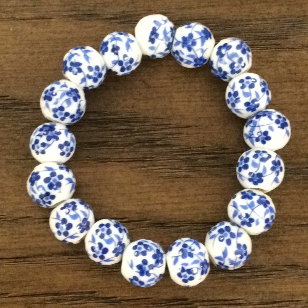 Beaded bracelet